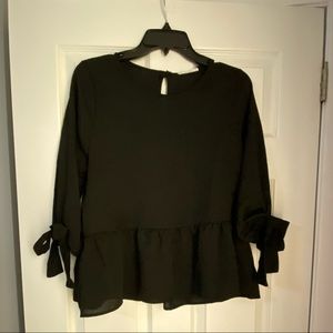 ** BLACK TIE SLEEVE PEPLUM TOP **